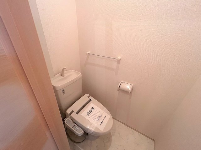 エスト　ウィステリアＡのトイレ|シンプルで使いやすいトイレです