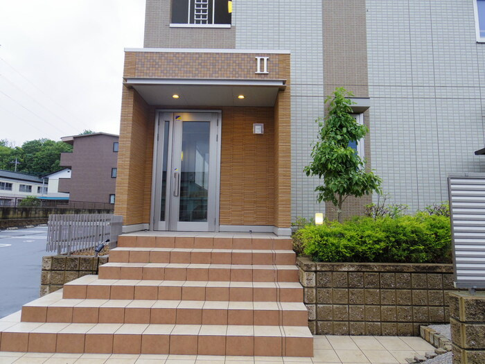 パークヒル櫻山　Ⅱのエントランス