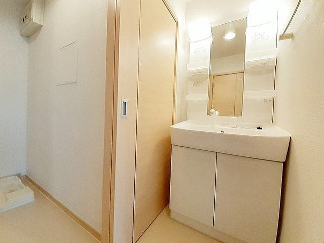 ローズマリー　Ⅰの洗面所|コンパクトで使いやすい洗面所