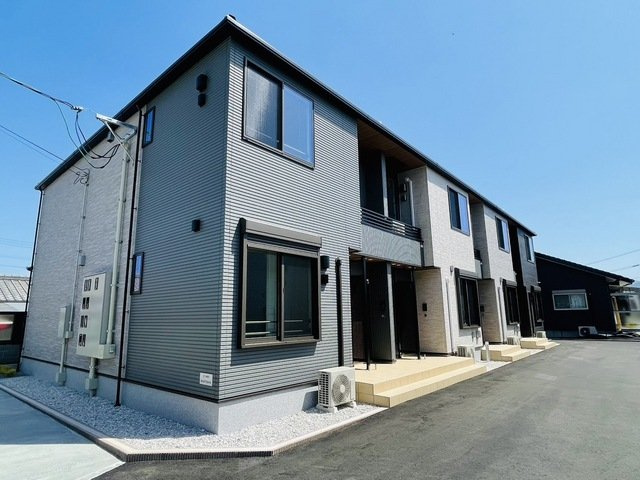エイトリバー　Ｂの外観|外観は落ち着いています