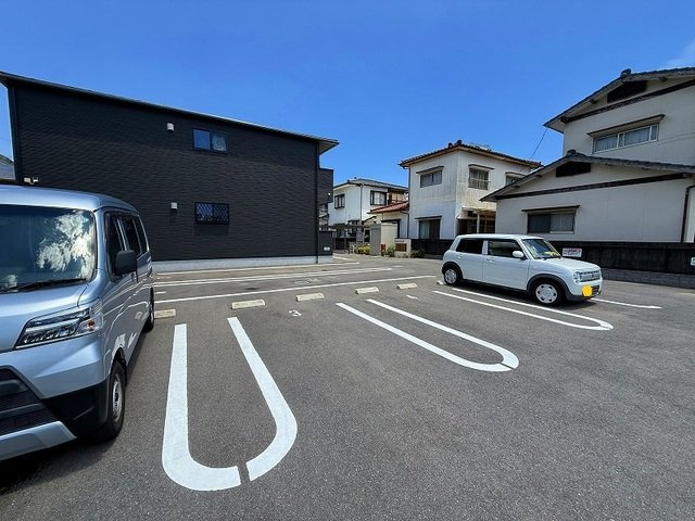リシェス　Ｅの駐車場|駐車場です