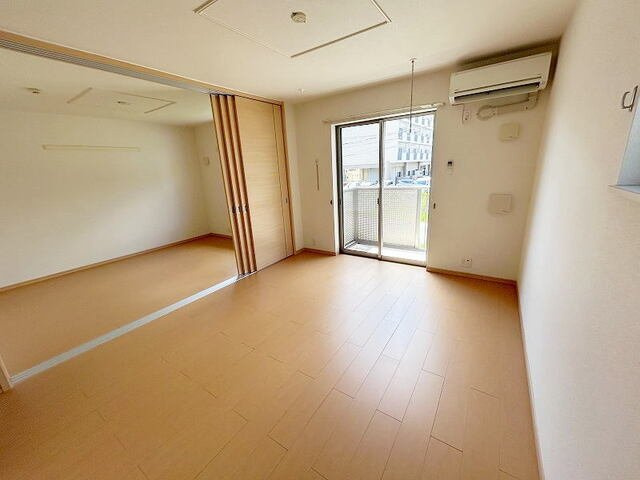 ジュネス佐志Ⅰの居間・リビング|使いやすい居間です