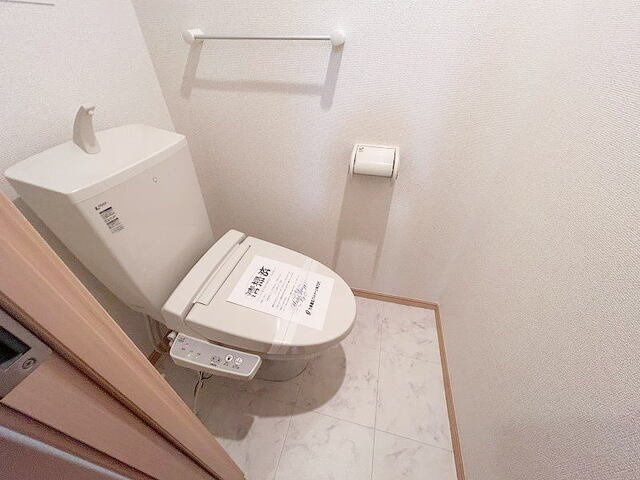 ジュネス佐志Ⅰのトイレ|シンプルで使いやすいトイレです