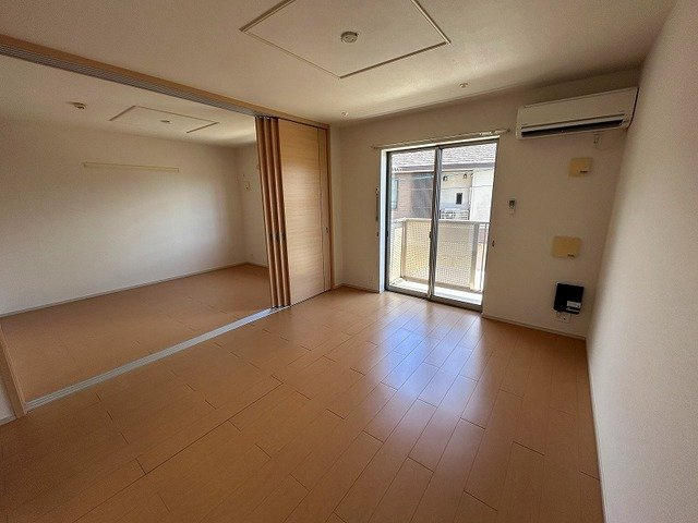 カーサデュエの居間・リビング|ゆったりとした居間です