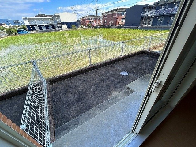 サンシャインヒルズＢの庭|簡単な家庭菜園も楽しめるお庭です