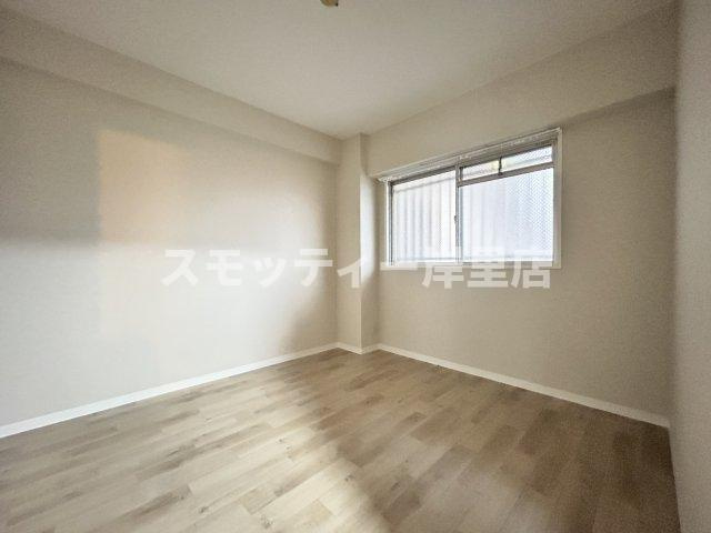 リアライズ玉出の寝室