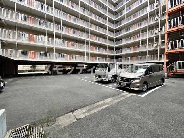 リアライズ玉出の駐車場