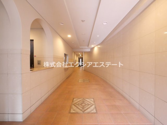 セレッソコート上本町EASTのエントランス