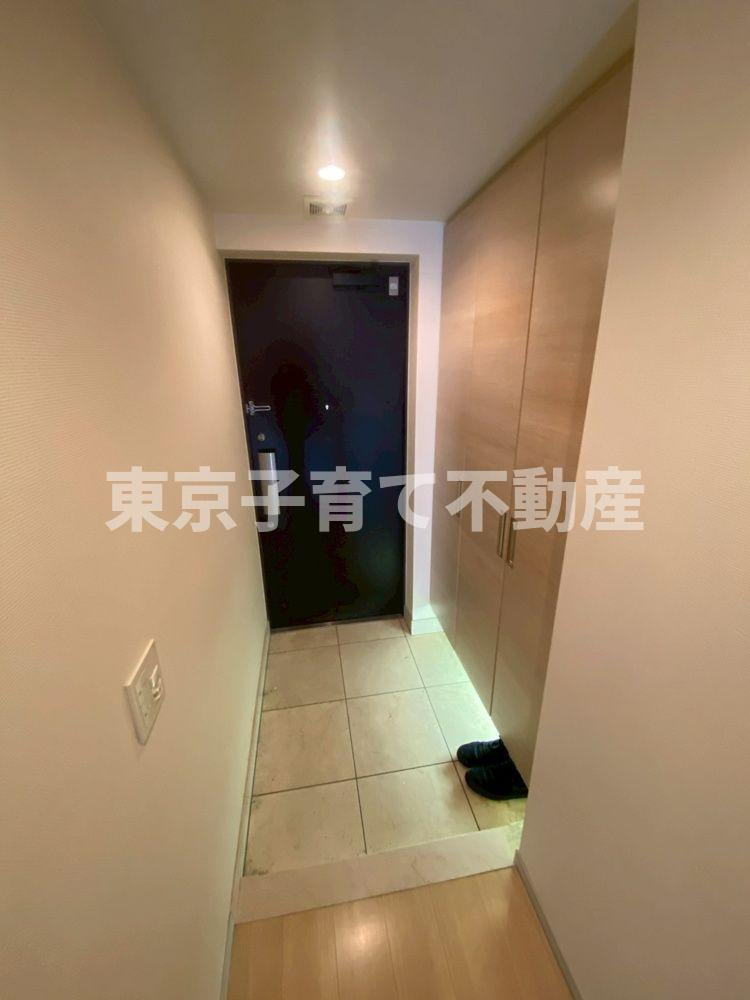 パークハウス千石丸山町の玄関