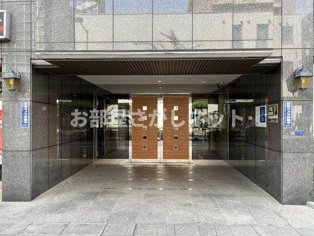 パレステュディオ新宿パークサイド【おとり物件なし】#学生・社会人にオススメ！初期費用分割払いOK！のエントランス