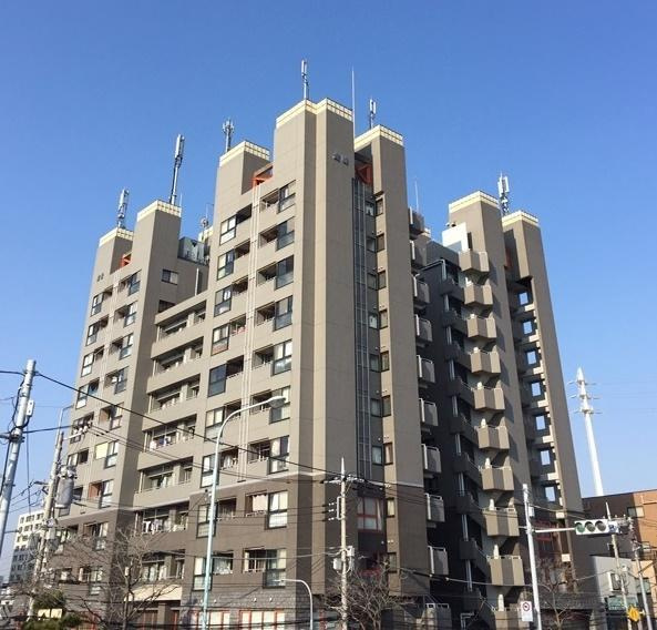 彦新ビルⅡの外観