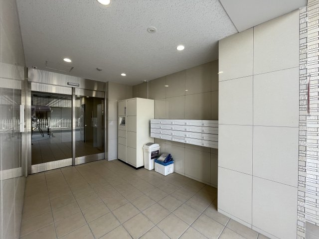 【エントランス】 | グランエクラ花園町