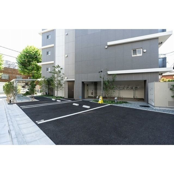 【駐車場】コンフォリア・リヴ　新中野ＳＯＵＴＨ