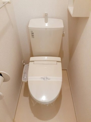 【トイレ】 | エテルノ　カーサ | ゆったりとした空間のトイレです