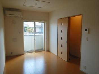 【居間・リビング】 | フェリーチェ | ゆったりとしたリビングです