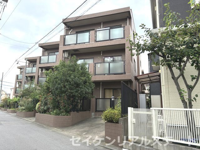 ベルボア相模原の外観|目の前駐車場1台無料