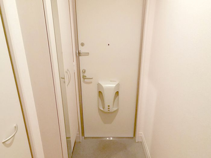 Ｙ'Ｓ フラッツの玄関