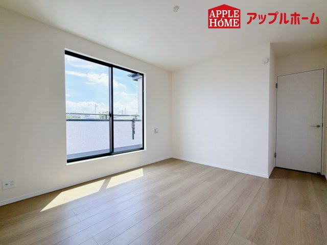 ハートフルタウン さいたま市北区奈良町42番の洋室|居室は全室収納あり！たっぷりある収納活用でお部屋もキレイを保てます♪