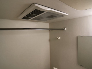 【設備】 | パークウェル市ヶ谷 | 浴室乾燥機