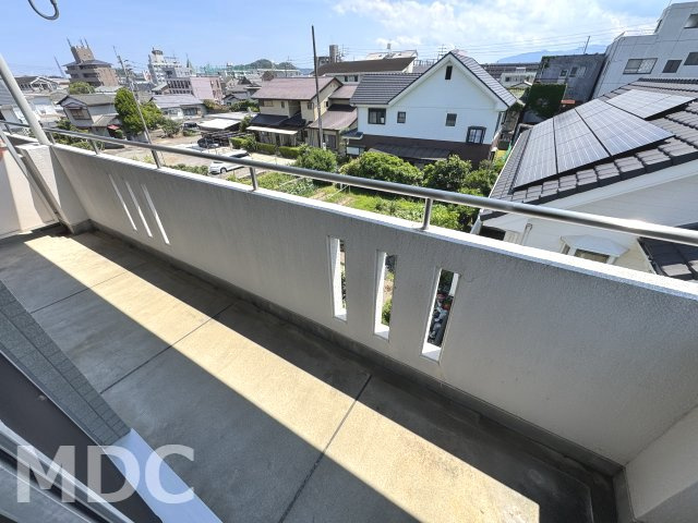 ガーデンヒルズ昭和町Iのバルコニー