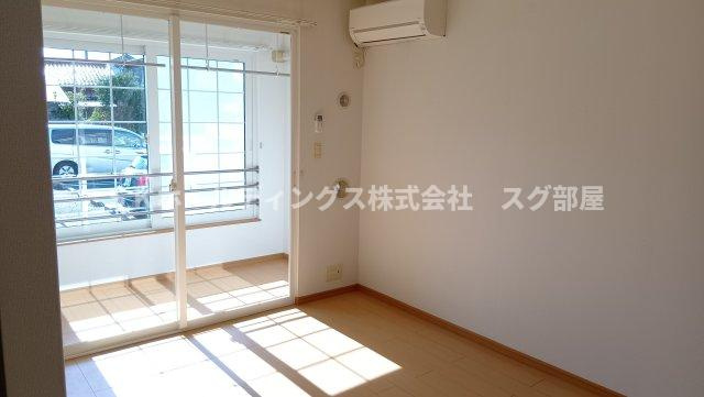 シュティルラント　Ⅰの居間・リビング|京丹後市役所 大宮庁舎まで1200m