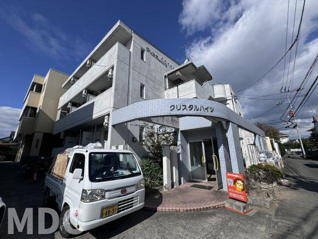 クリスタルハイツⅠの駐車場