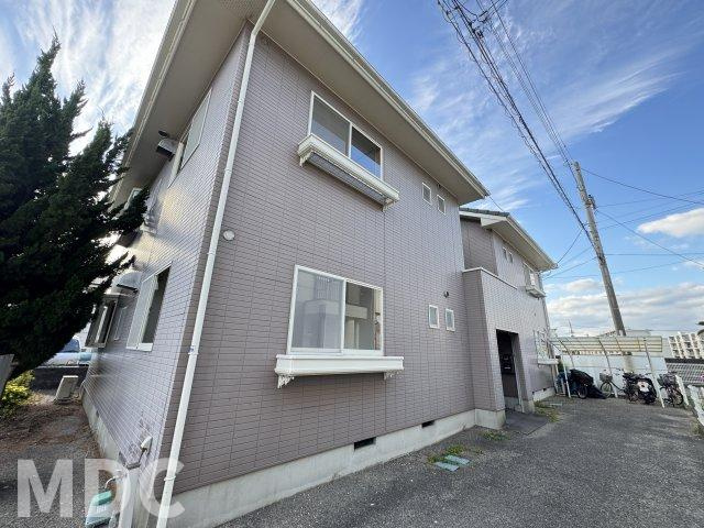 徳島市南沖洲１丁目のアパート