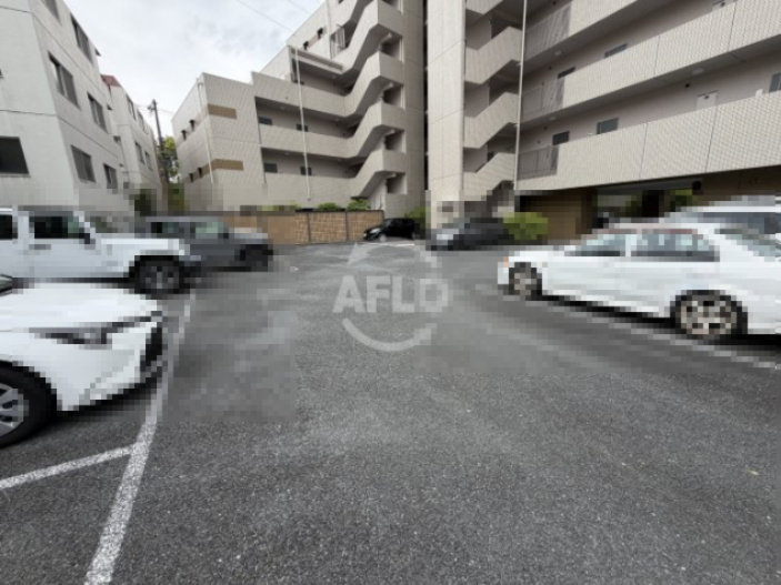 アグレアーブルの駐車場|駐輪場