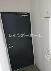 ヴェナビスタ三原の玄関