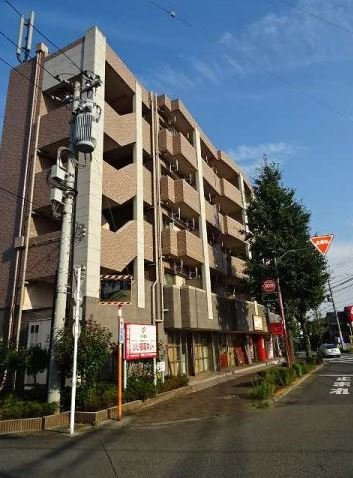 プラシード輝の外観