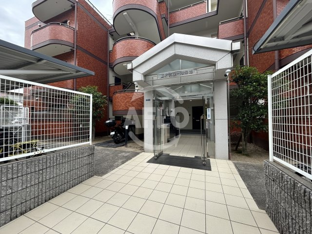 エスポワール緑地のエントランス|エントランス