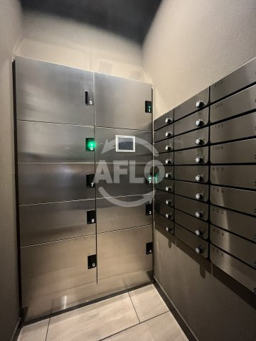 スペーシア江坂広芝町のその他共用部分|スペーシア江坂広芝町　宅配ボックス
