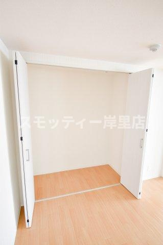 エスコーポ北島の収納