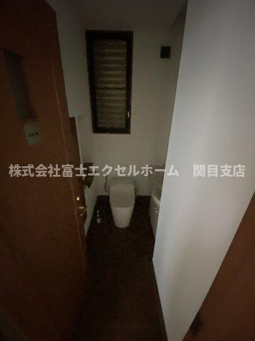 村橋ビルのトイレ