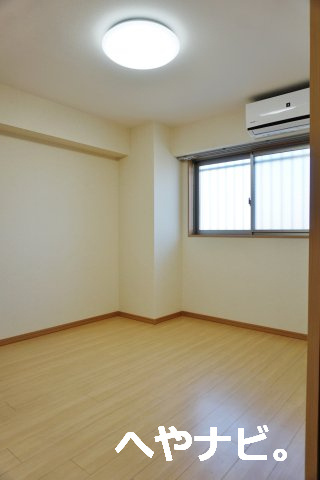 【寝室】 | Elvita | ※別号室写真です。