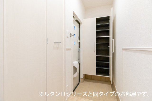 ラヴィアンローズの玄関