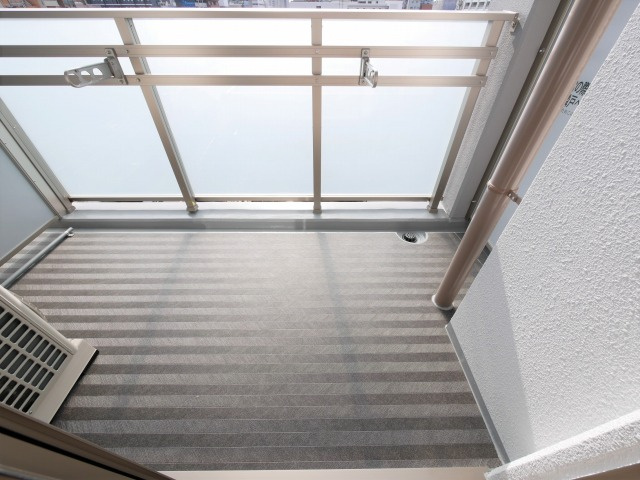 エス・キュート梅田東のバルコニー