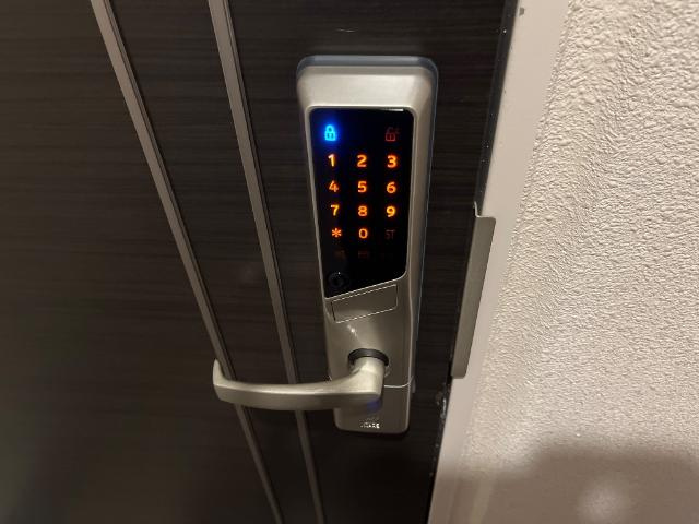 イーストガーデンの内装|電子錠