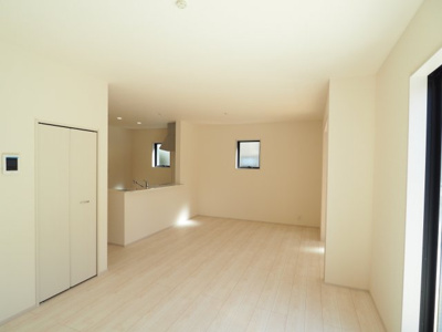 【居間・リビング】 | Livele Garden.S　南沢又北川原第3　1号棟 | ★内覧予約でブランド米2kg★　