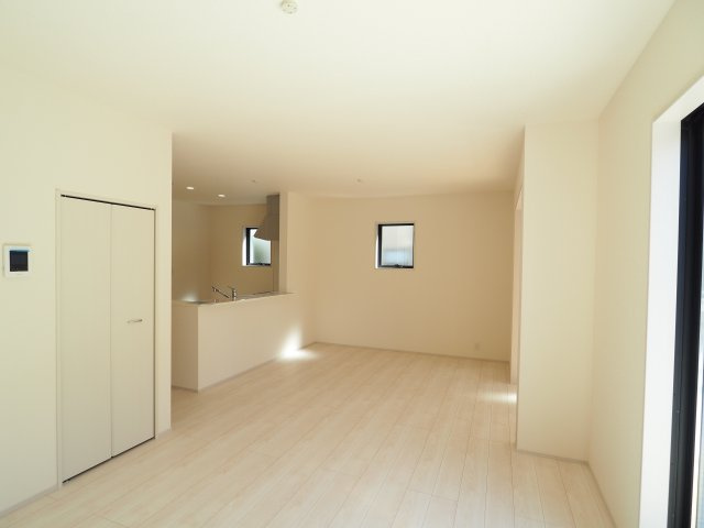 【居間・リビング】 | Livele Garden.S　南沢又北川原第3　1号棟 | ★内覧予約でブランド米2kg★　