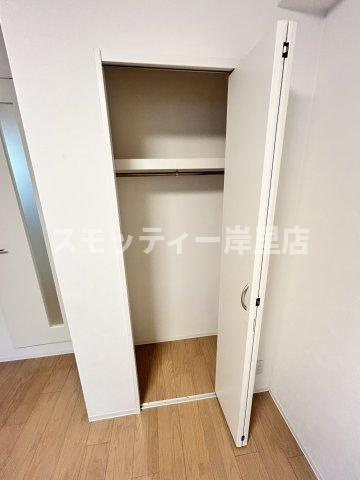 大阪市阿倍野区阪南町３丁目の賃貸マンションの収納