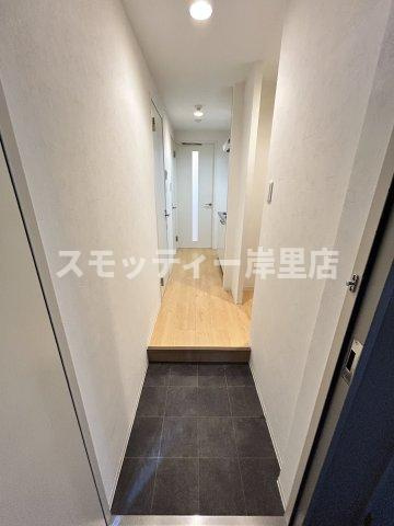 大阪市阿倍野区阪南町３丁目の賃貸マンションの玄関