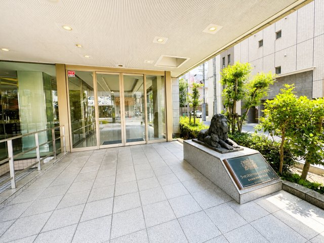 ライオンズステーションプラザ安城のエントランス