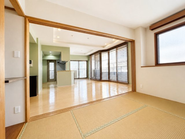 ライオンズステーションプラザ安城の和室|LDK続き間「6畳の和室」