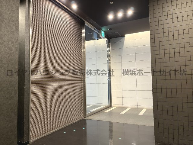 【ロビー】