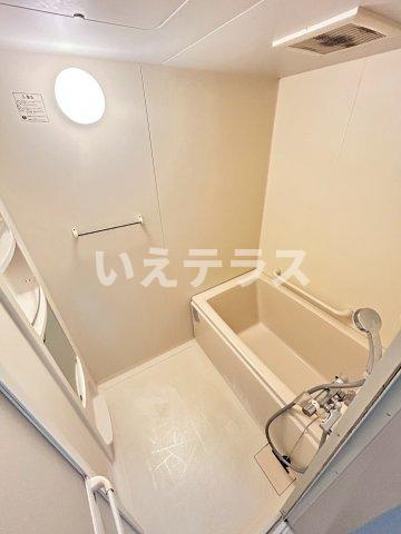ストークコートの浴室