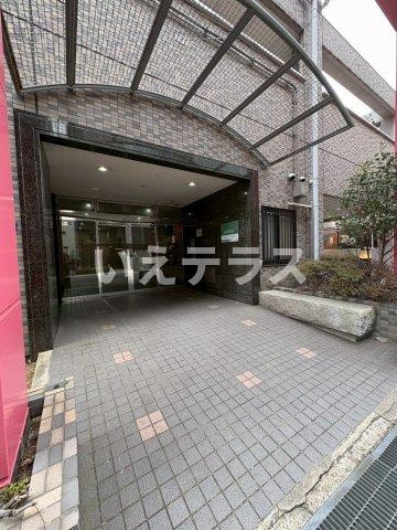 ストークコートのエントランス