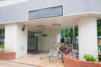 【エントランス】 | ハイネス要町 | 建物の内部です