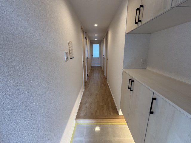 ユーハウス新栄西館の玄関