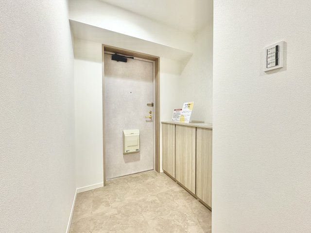 ソフィア日進の玄関
